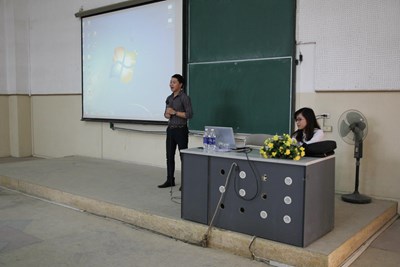 Hội thảo "chia sẻ kỹ năng xin việc và phỏng vấn" tại Đại học Thương Mại - 2014