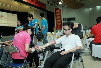 Sự kiện "Dân văn phòng hiến máu vì bệnh nhân Thalassemia" do Sapo tổ chức - 2017